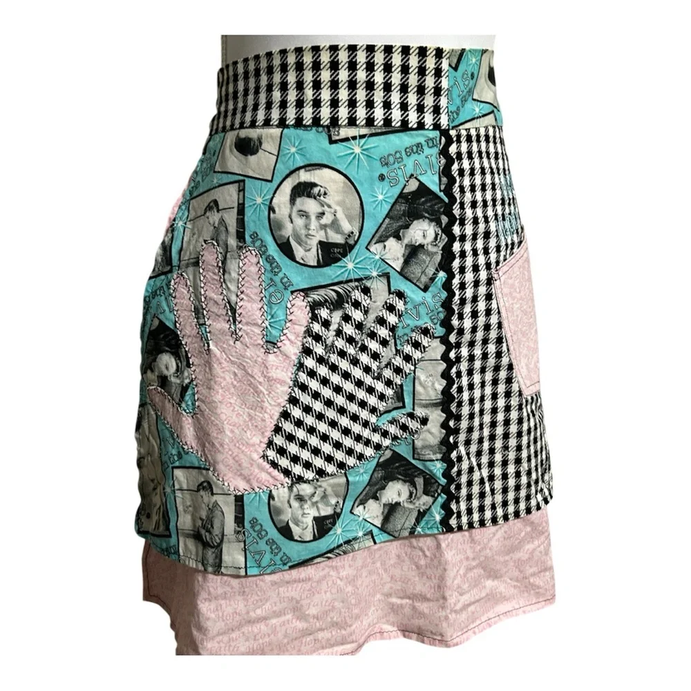 Elvis Retro Apron and Oven Mitt Set